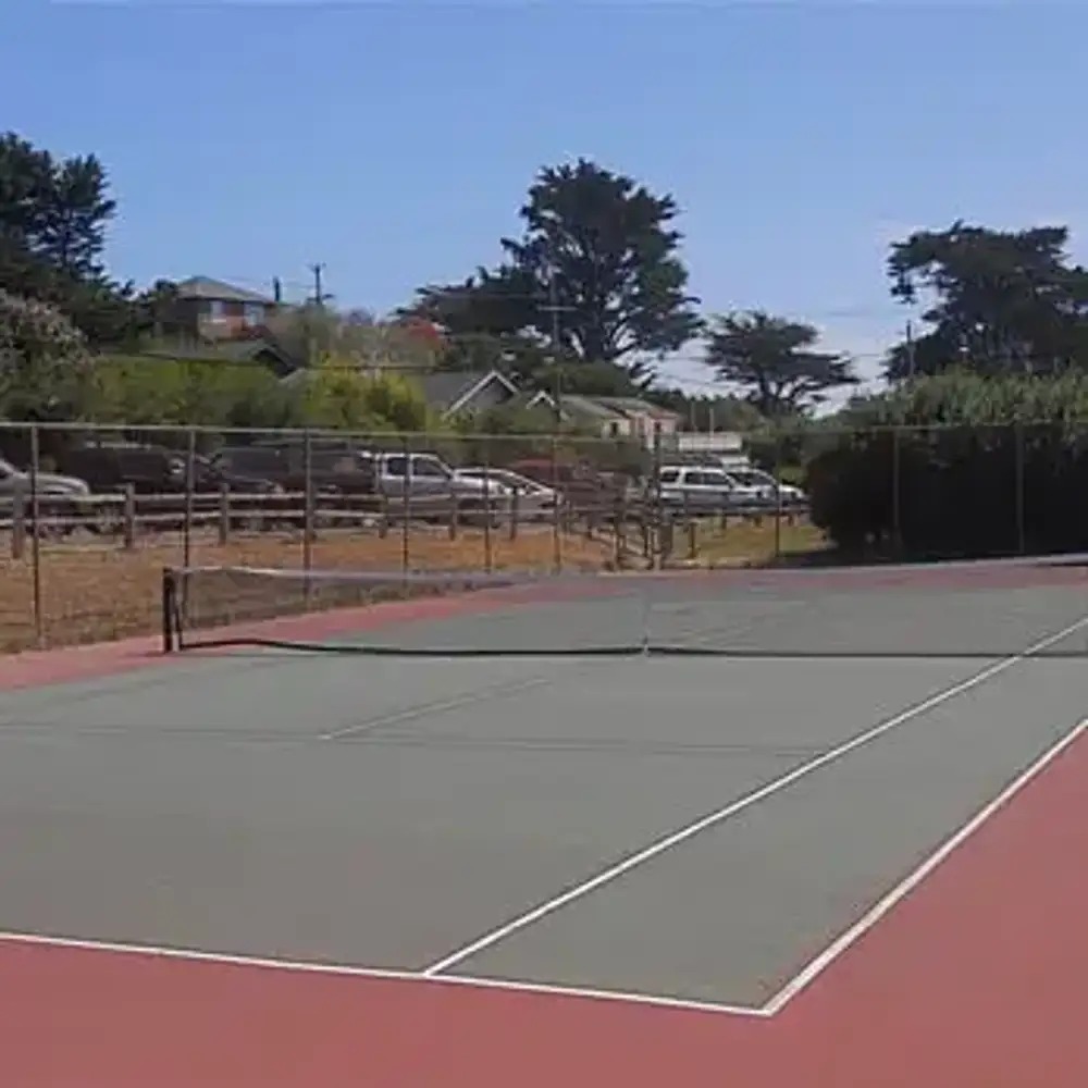 Bolinas tennis court